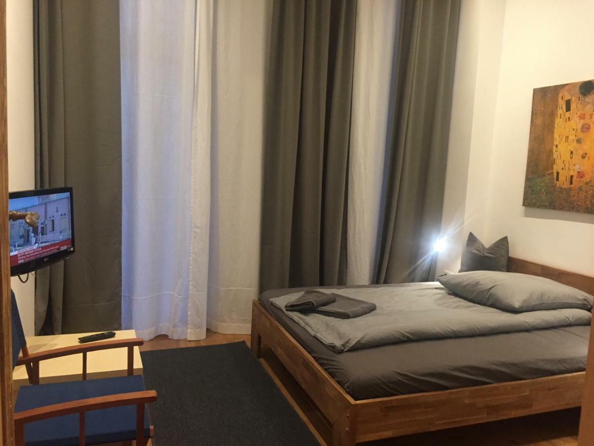 City-Apartment Berlin Charlottenburg エクステリア 写真